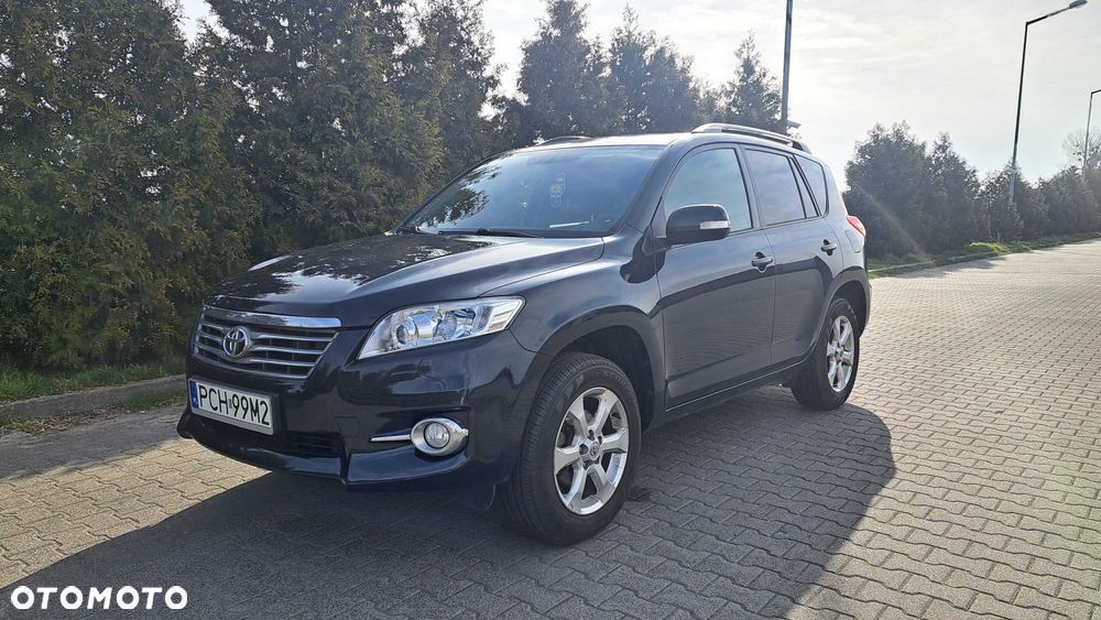 Toyota RAV4 - 1