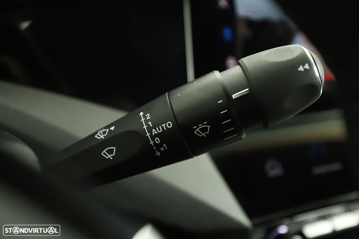 Peugeot 408 1.6 Hybrid Allure e-EAT8 - 17