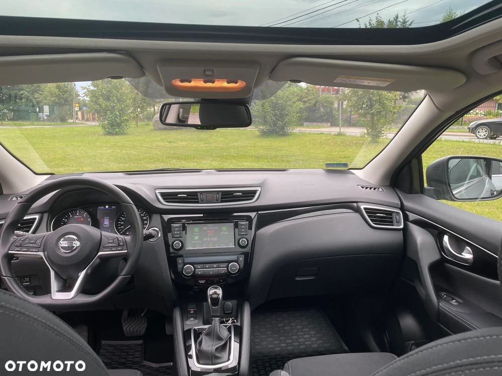 Nissan Qashqai 1.3 DIG-T N-Connecta DCT - 8