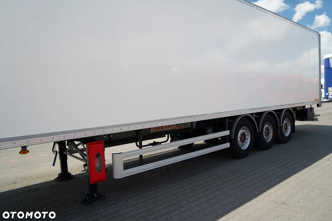 Fruehauf KONTENER / KOFFER /  DOPPLESTOCK / OSIE SAF / 2 OSIE  PODNOSZONE / ROLETA / MOCNA PODŁOGA: SZYNA DESKA - 10