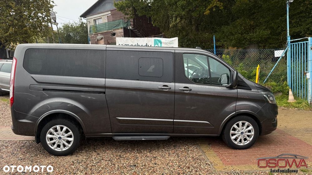 Ford Tourneo Custom - 8