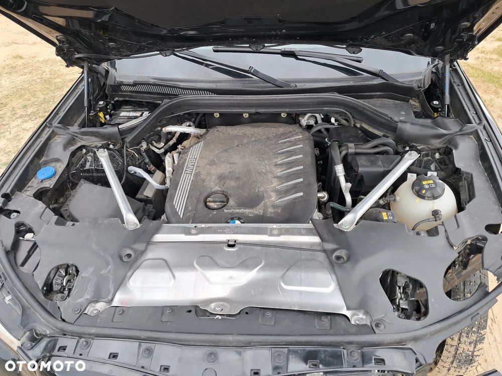 BMW X4 - 10