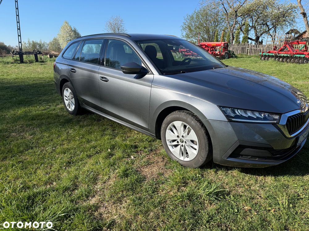 Skoda Octavia 2.0 TDI DSG Ambition - 3