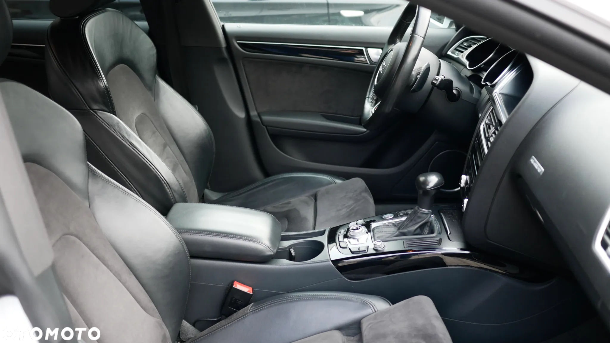 Audi A5 2.0 TFSI Quattro S tronic - 17