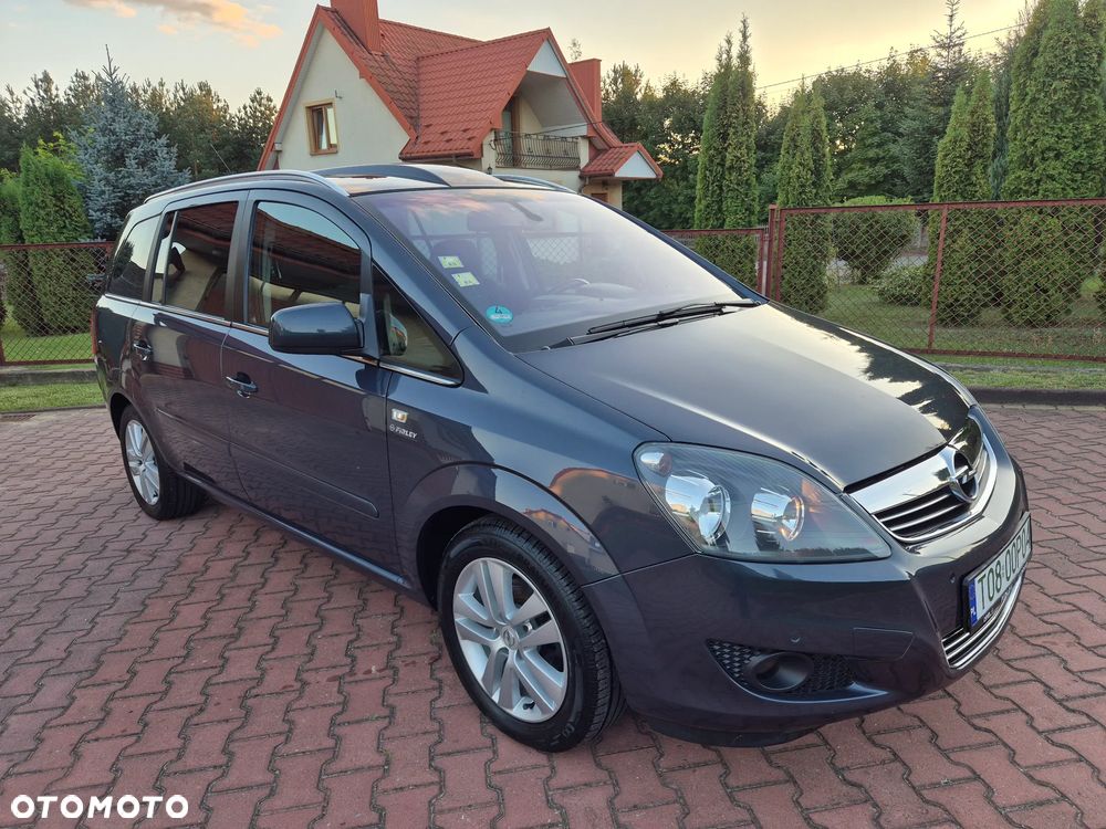 Opel Zafira - 4
