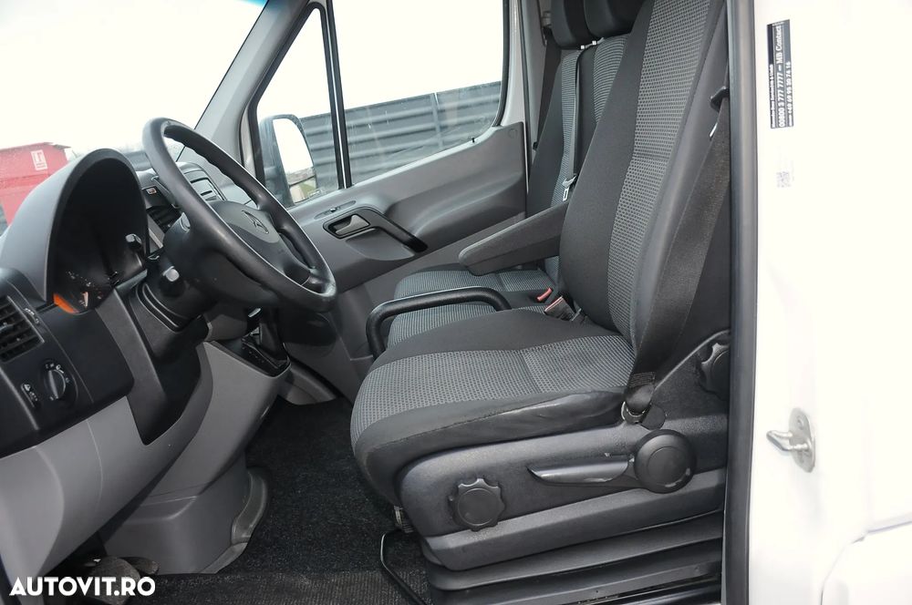 Mercedes-Benz Sprinter - 7