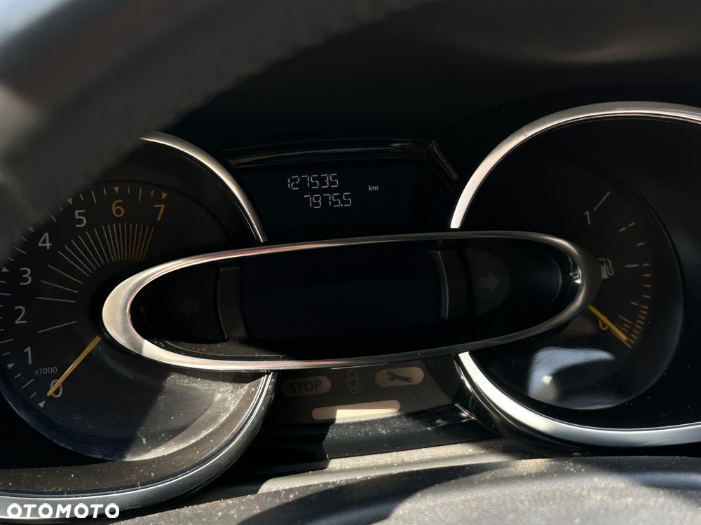 Renault Clio - 11