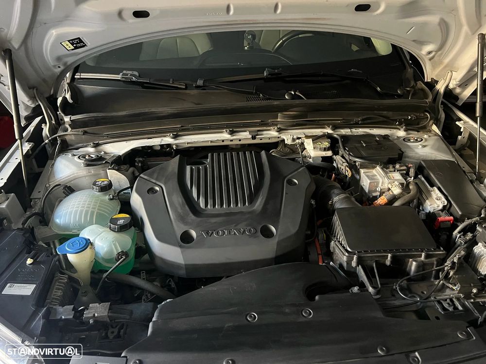Volvo XC 40 1.5 T5 PHEV Momentum Plus - 48