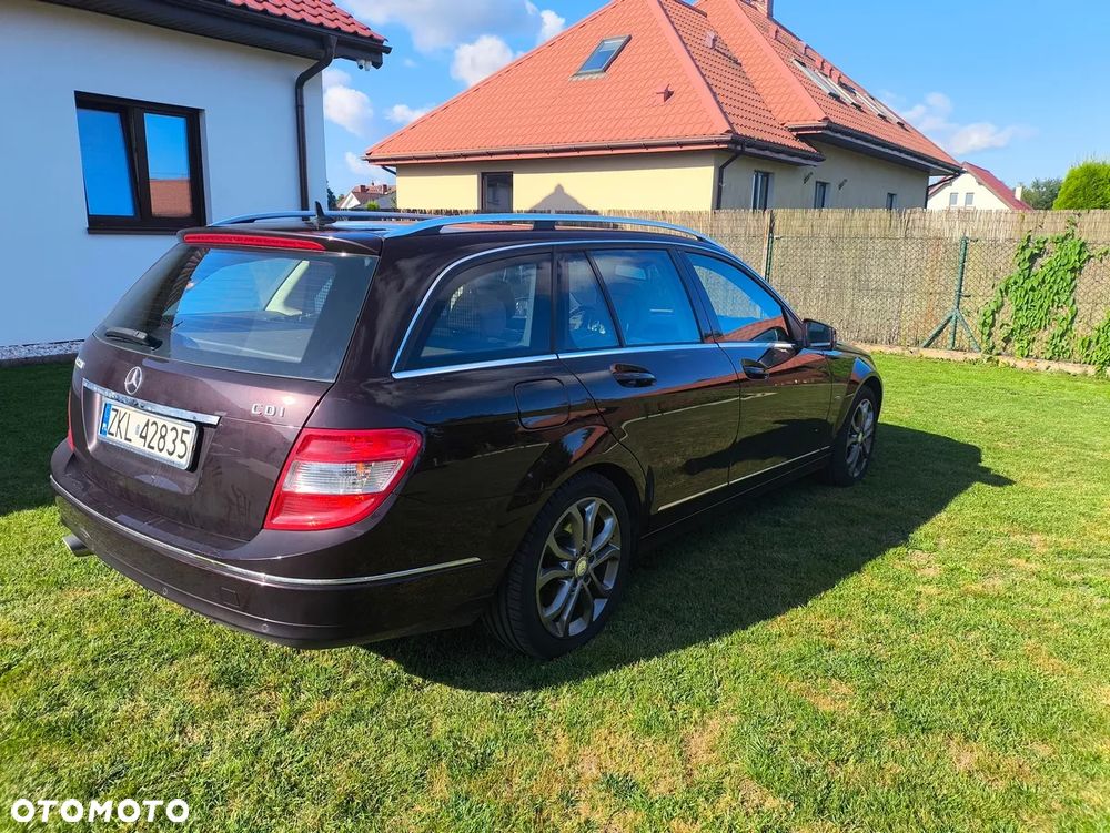 Mercedes-Benz Klasa C 220 CDI BlueEff Elegance - 2