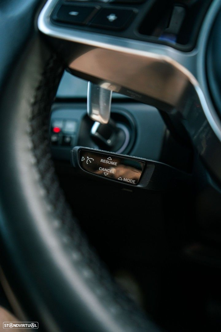 Porsche Cayenne E-Hybrid - 15