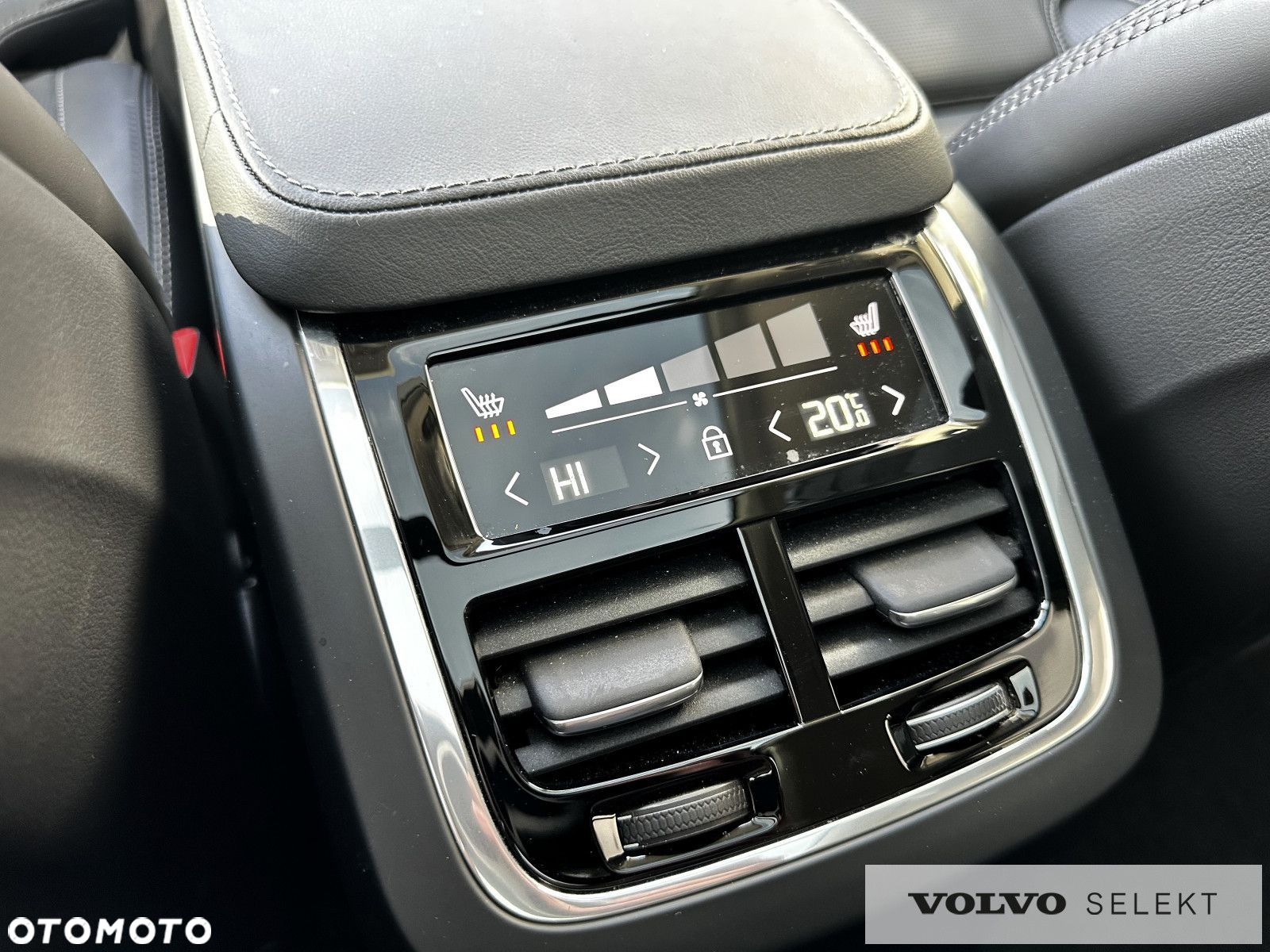 Volvo XC 90 - 24