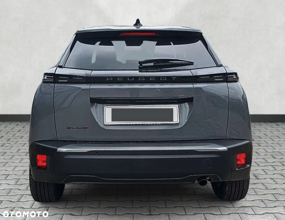 Peugeot 2008 - 8