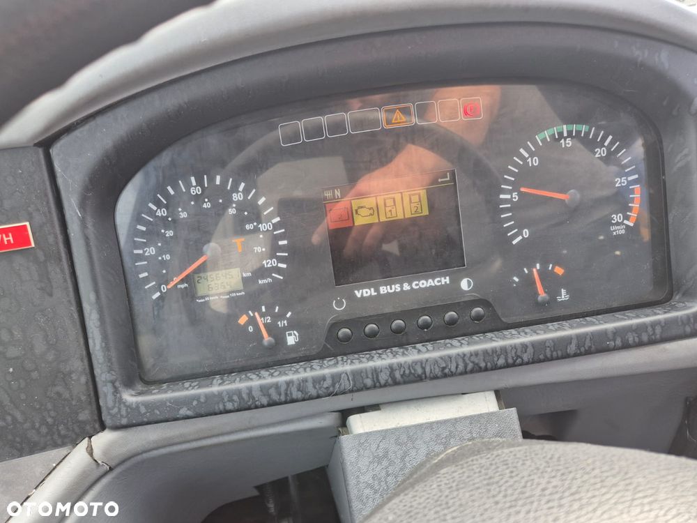 Bova FLD127 Futura / Klima / 55 miejsc / Cena 79000 zł netto - 13