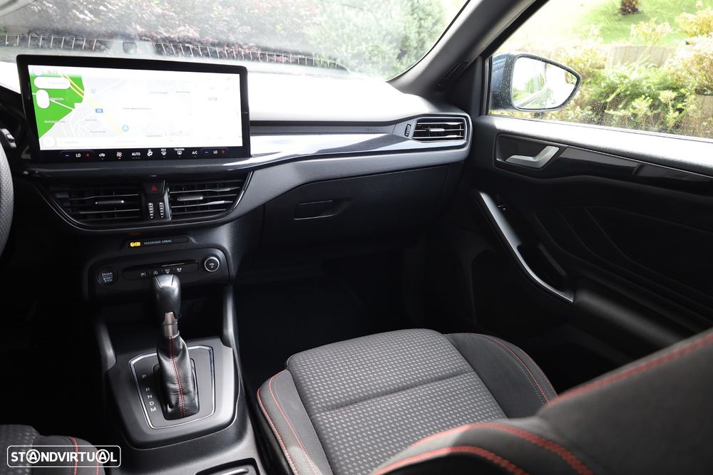 Ford Focus SW 1.0 EcoBoost MHEV ST-Line Aut. - 18