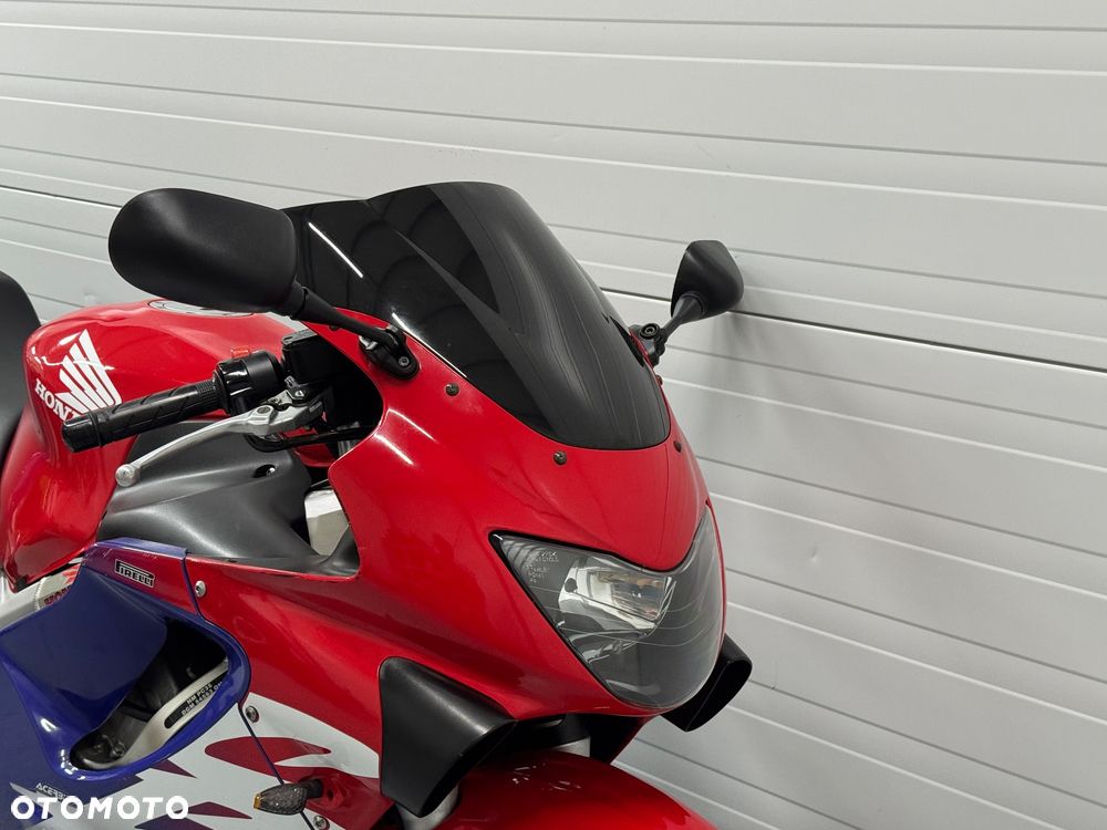 Honda CBR - 7