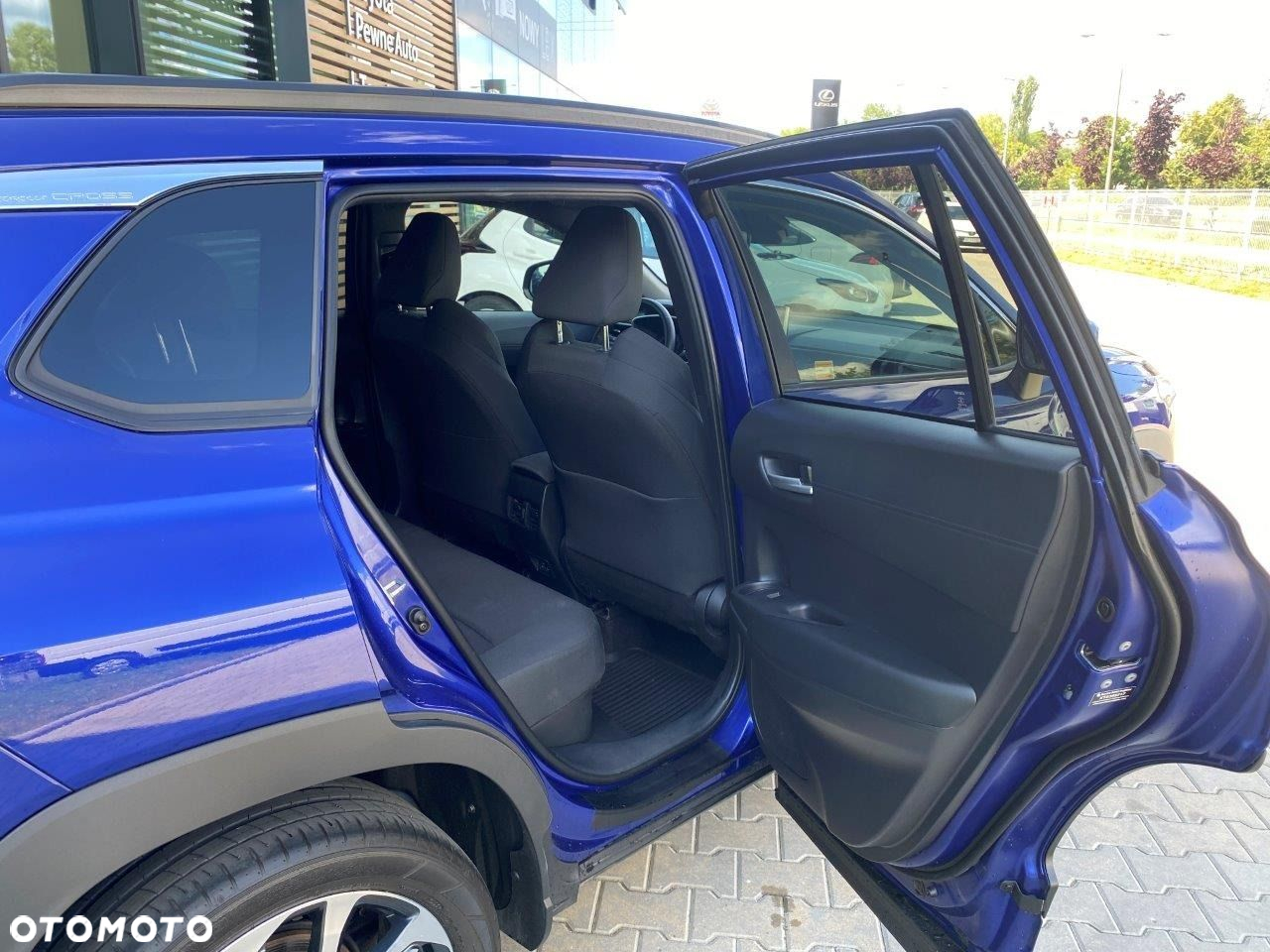 Toyota Corolla Cross 2.0 Hybrid Style AWD - 17