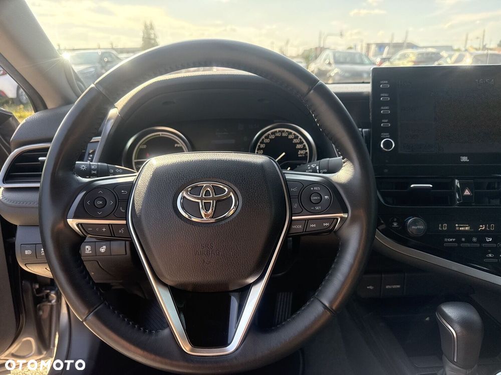 Toyota Camry 2.5 Hybrid Executive CVT - 19