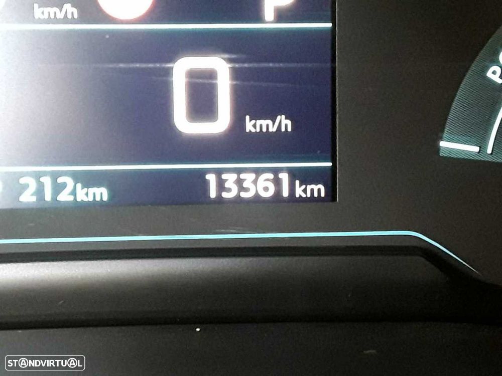 Peugeot e-2008 50 kWh Allure - 19