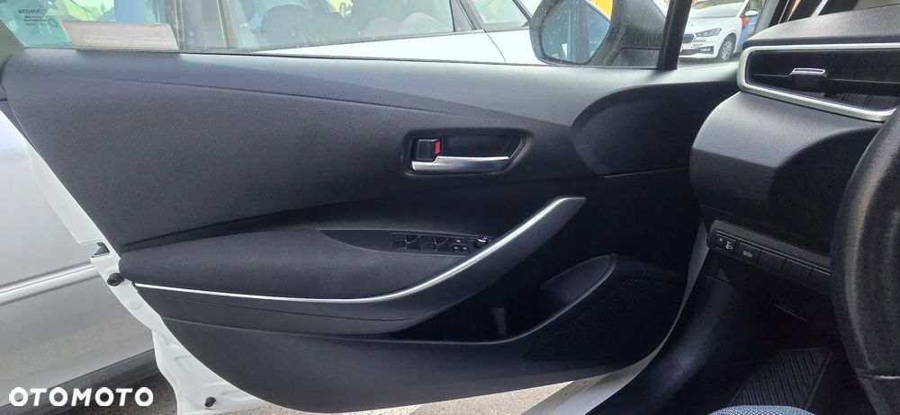 Toyota Corolla 1.6 Comfort - 12