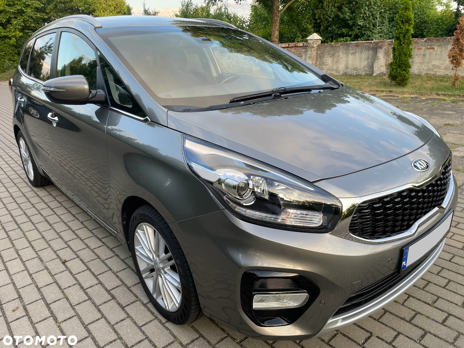 Kia Carens 1.6 GDI XL 7os - 4