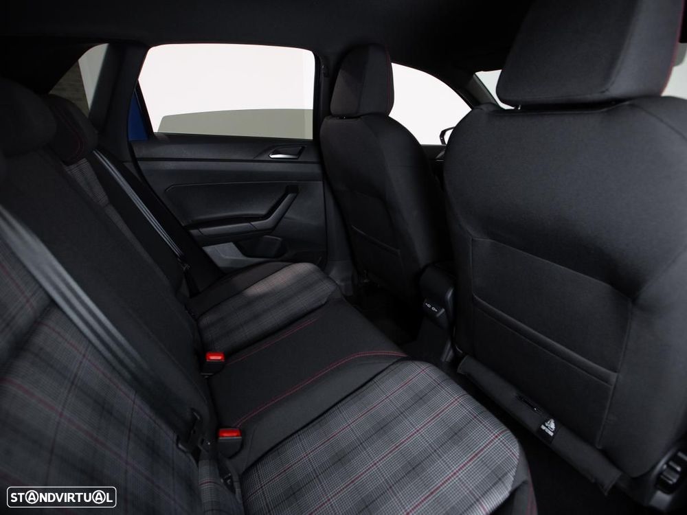 VW Polo 2.0 TSI DSG GTI - 15