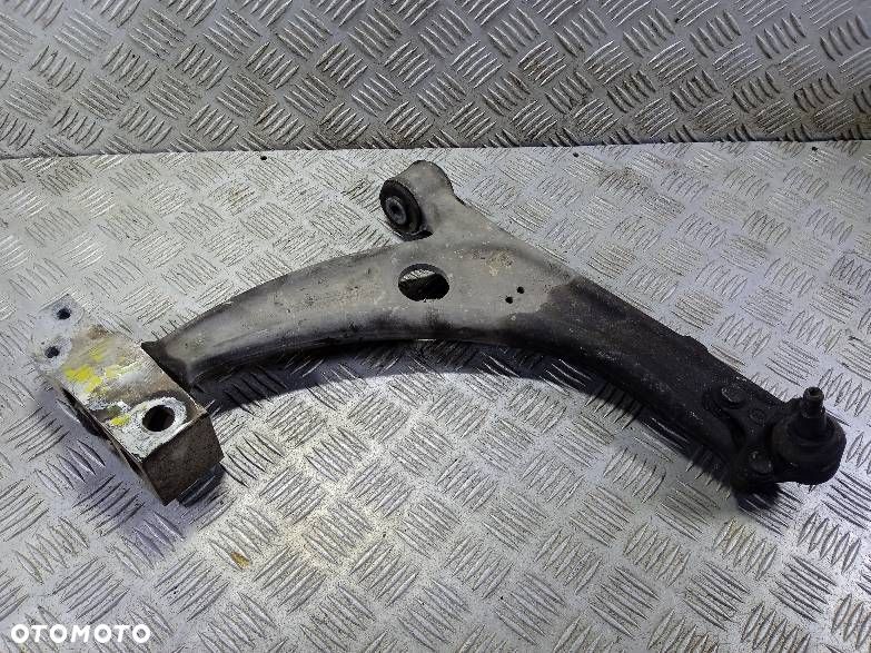 WAHACZ PRAWY PRZEDNI VOLKSWAGEN PASSAT B6 - 1