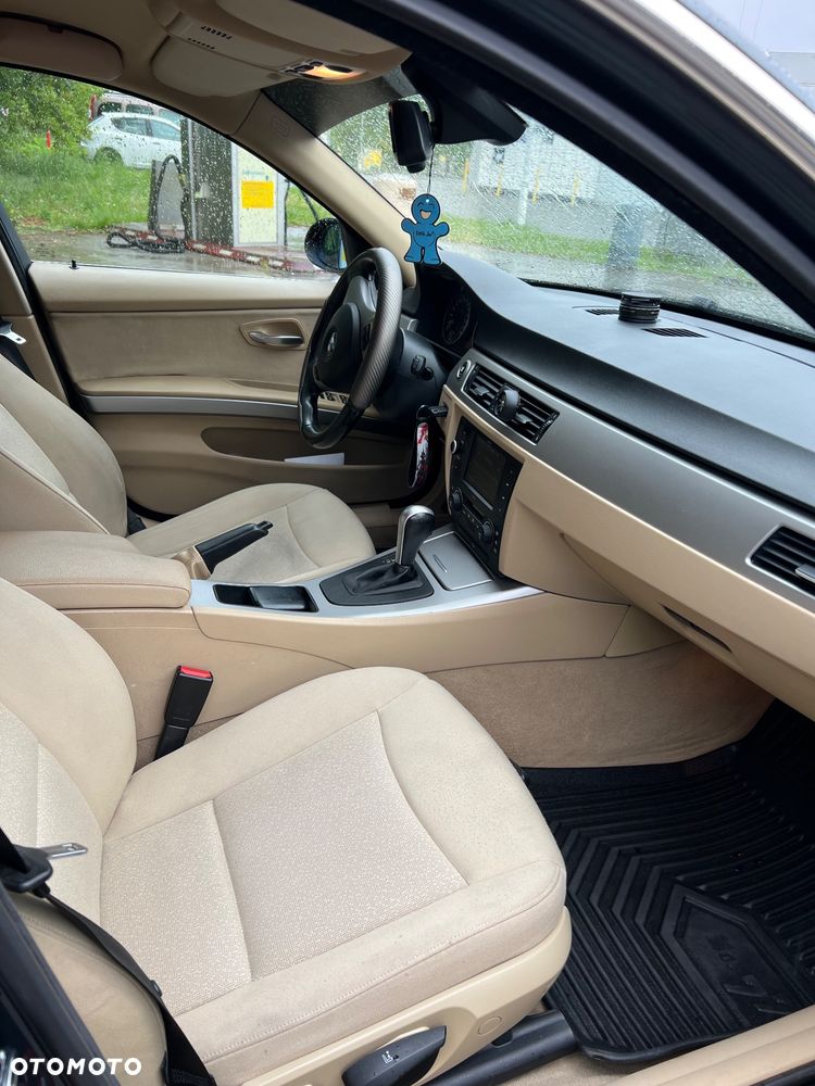 BMW Seria 3 - 18