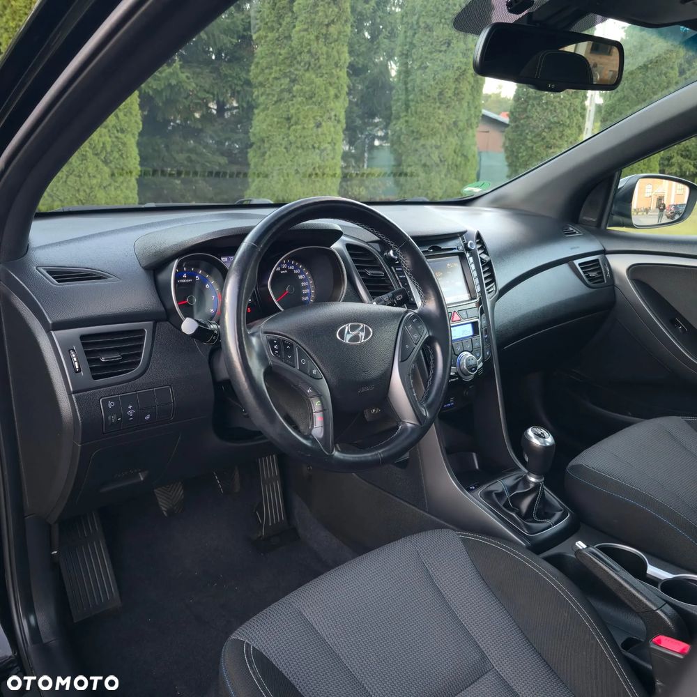 Hyundai i30 blue 1.6 GDI Passion - 22