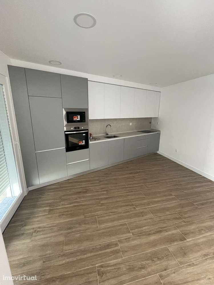 NOVO Apartamento T2 em Varatojo, Torres Vedras - Grande imagem: 4/16