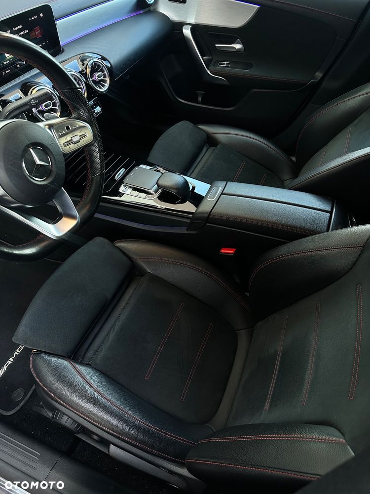 Mercedes-Benz CLA 180 AMG Line 7G-DCT - 20
