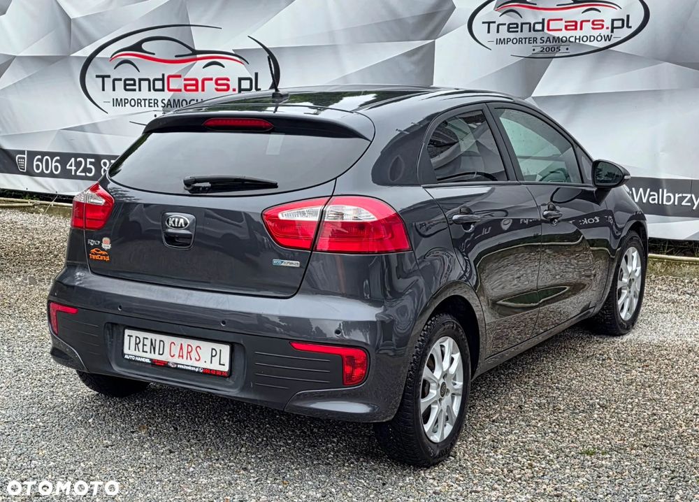 Kia Rio 1.4 Dream Team Edition - 6
