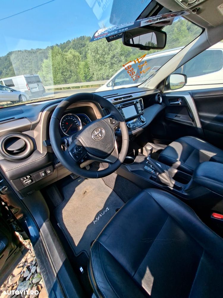Toyota RAV4 - 19