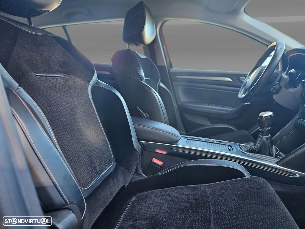 Renault Mégane Sport Tourer 1.6 dCi Intens - 22
