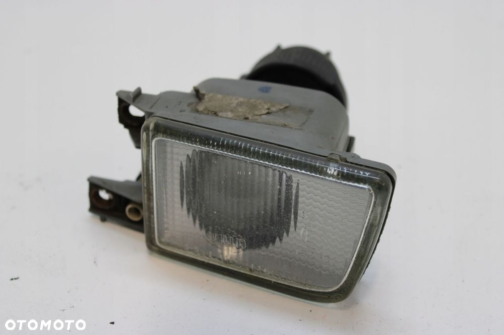 GOLF 3 VENTO HALOGEN PRAWY HELLA ORYGINAŁ SOCZEWKA - 1