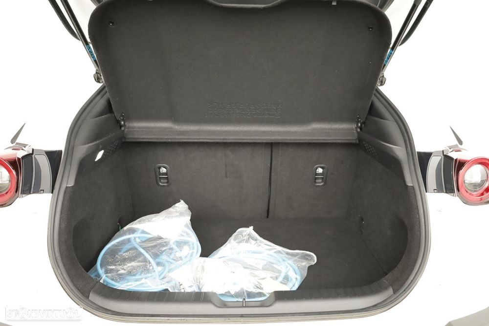 Mazda MX-30 e-SKYACTIV Exclusve-Line - 24
