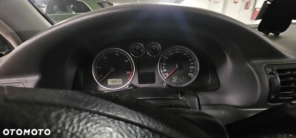 Volkswagen Passat - 7