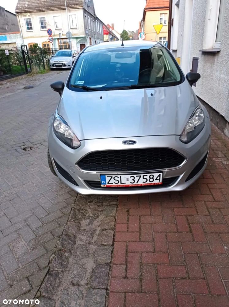 Ford Fiesta 1.25 Ambiente - 1