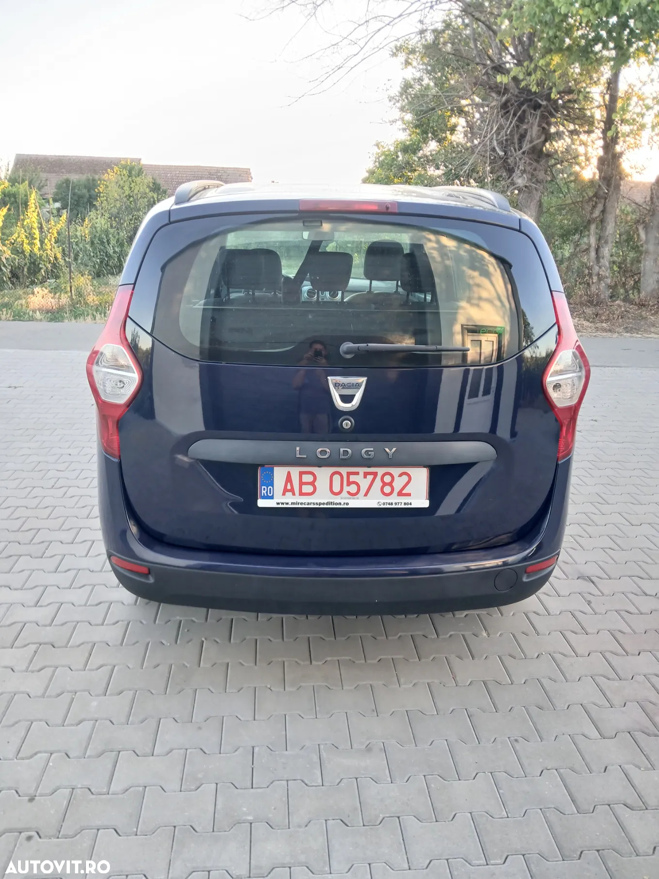 Dacia Lodgy 1.5 dCi 90 CP Ambiance - 9
