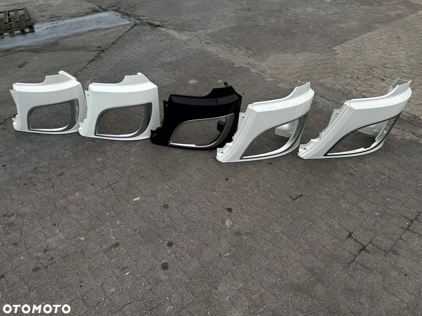 Okular Poszycie lampa Reflektora DAF XF 106 Lift 2046229 - 1