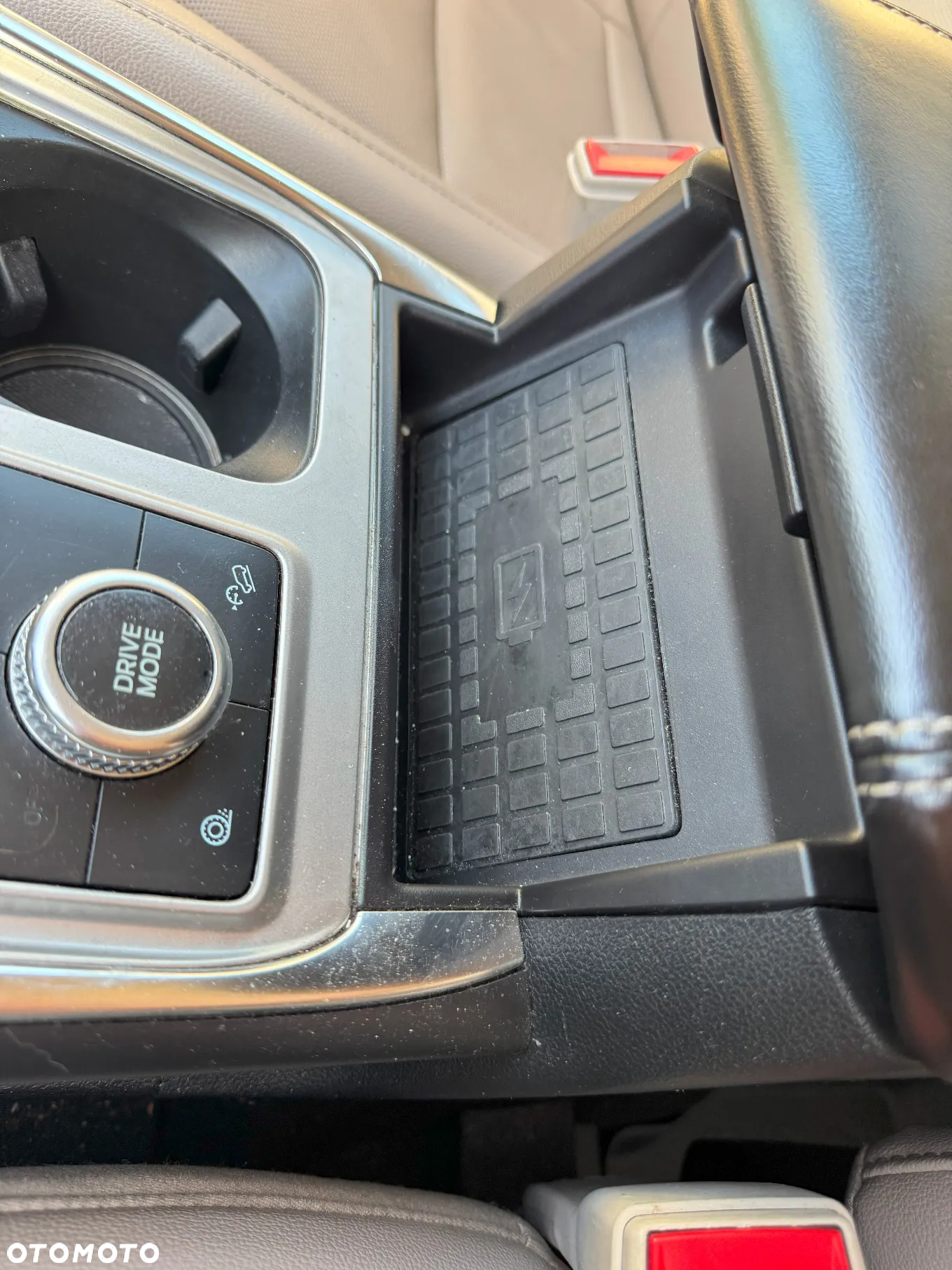 Ford Explorer - 22
