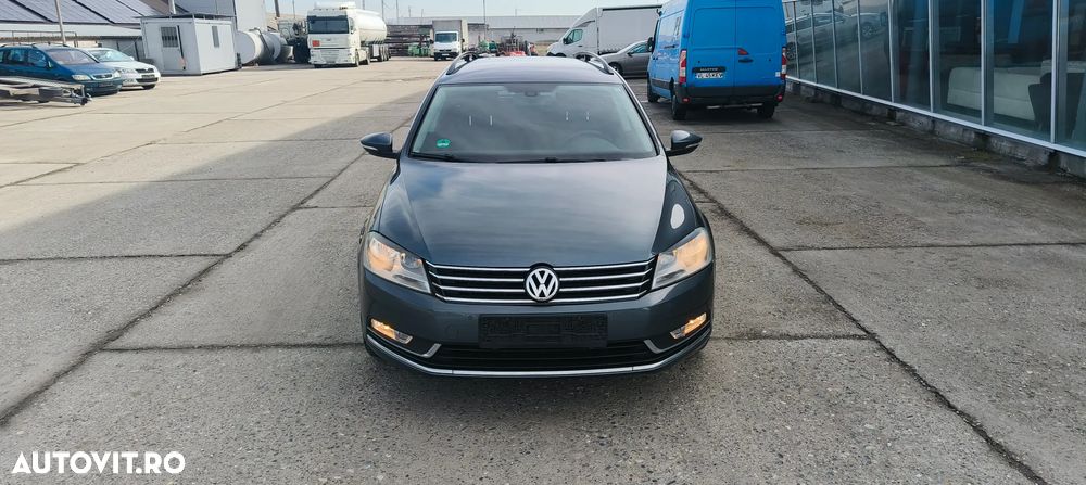 Volkswagen Passat 2.0 Blue TDI SCR Comfortline - 14