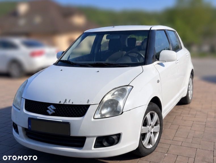 Suzuki Swift - 3