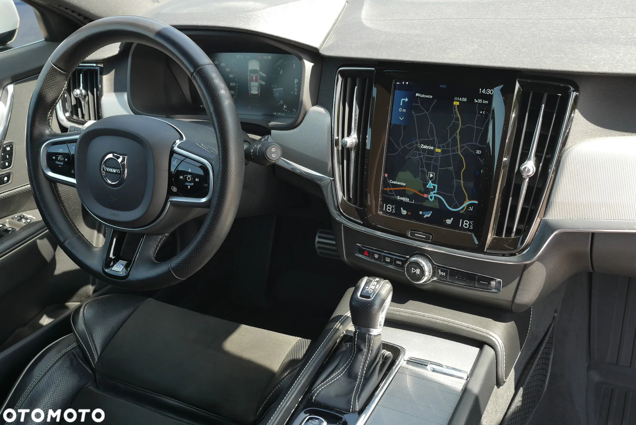 Volvo V90 D5 AWD R-Design - 13