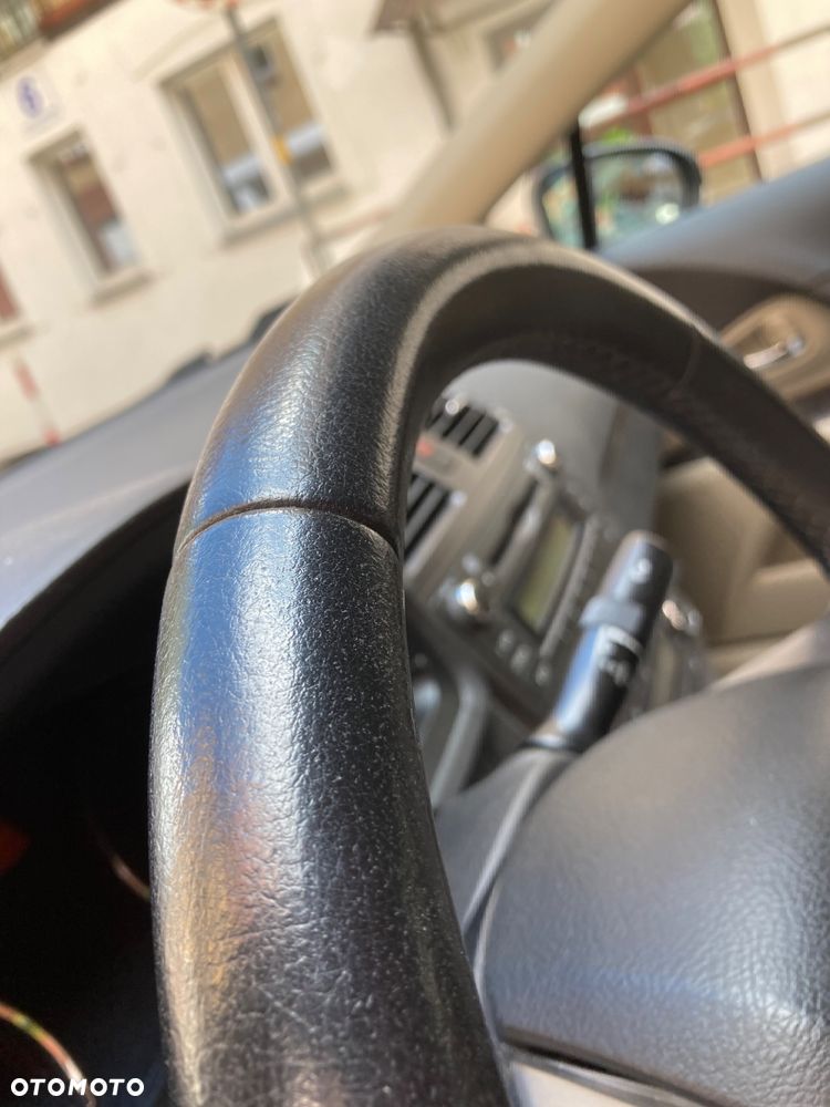 Toyota Avensis 2.0 Sol plus - 6