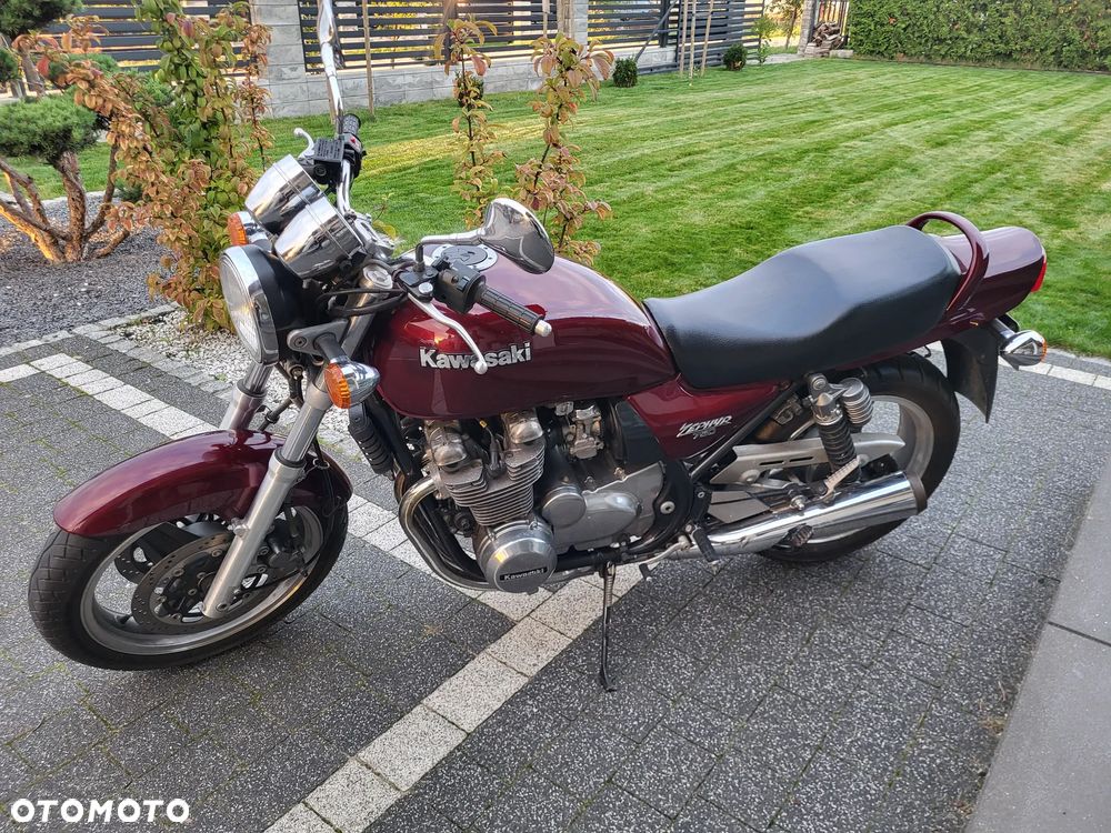 Kawasaki Zephyr - 1