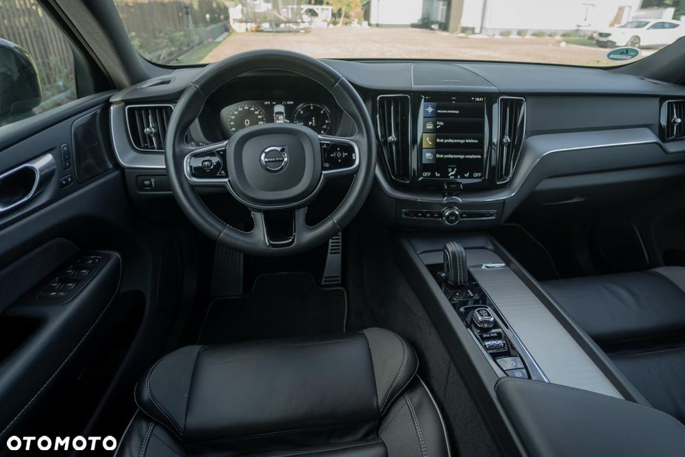 Volvo XC 60 - 22