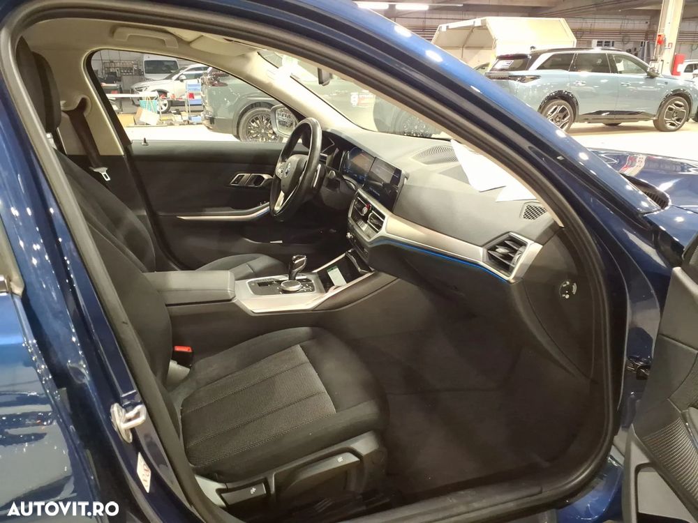 BMW Seria 3 330e Aut. Advantage - 6