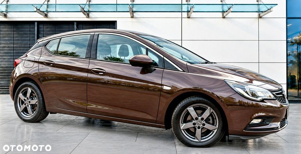 Opel Astra 2018 photo 3