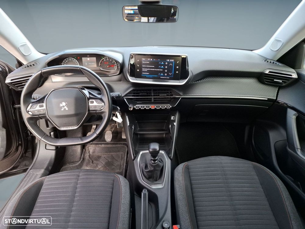 Peugeot 2008 1.2 PureTech Active - 12