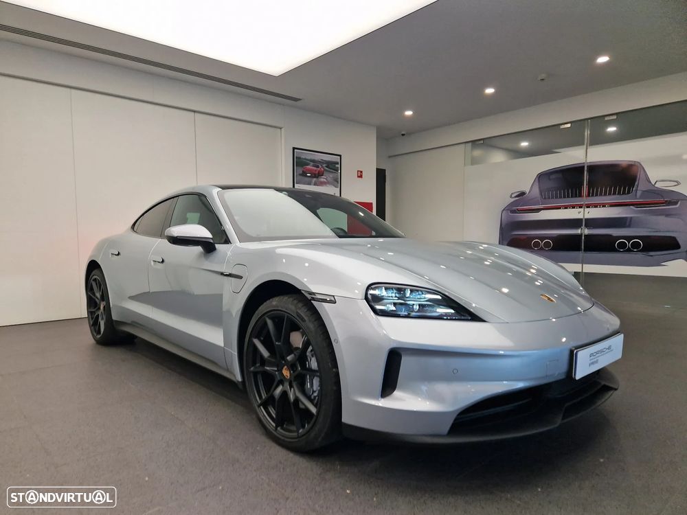 Porsche Taycan Standard - 9